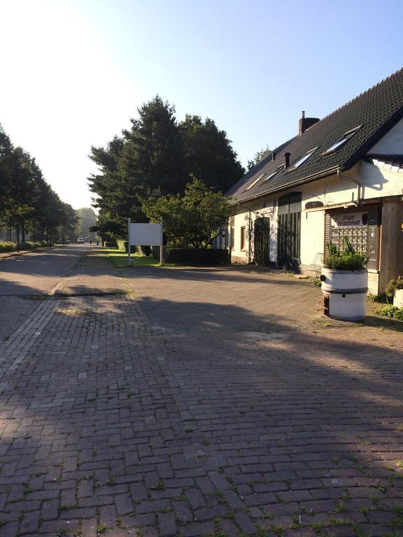 B&B De Laarhoeve Waalre Екстер'єр фото